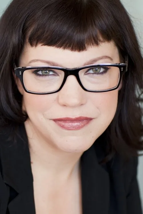 Sadie Rogers interpretando a Sadie