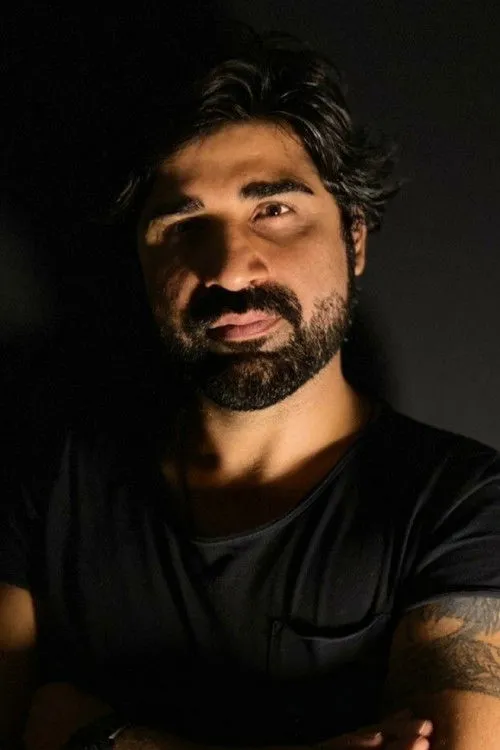 Lebip Gökhan ha trabajado con Şahin Vural en 1 ocasiones