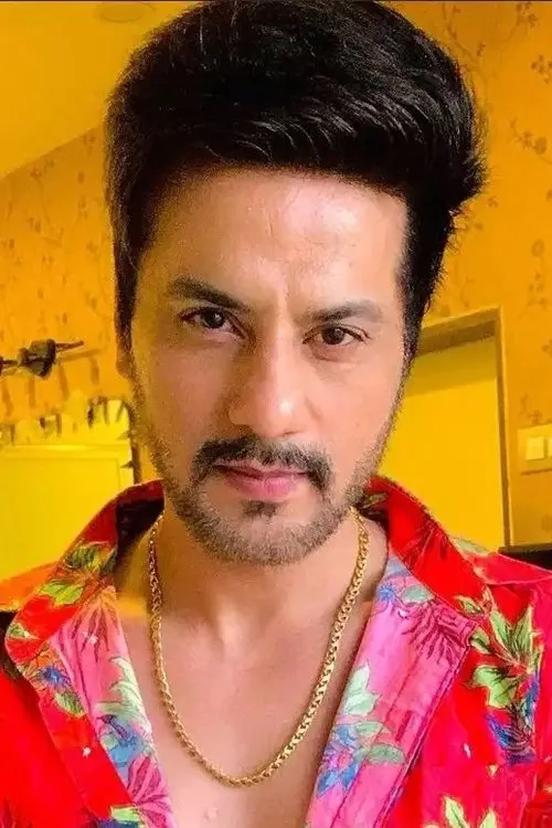 Sailesh Gulabani — personaje: Ishaan Solanki