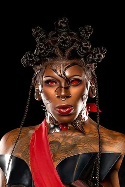 Saint interpretando a Self - Contestant