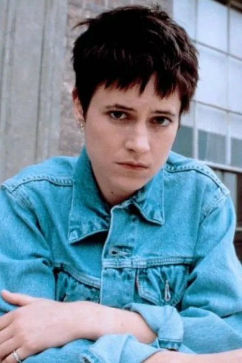 Saira Todd interpretando a Sophie Bevan