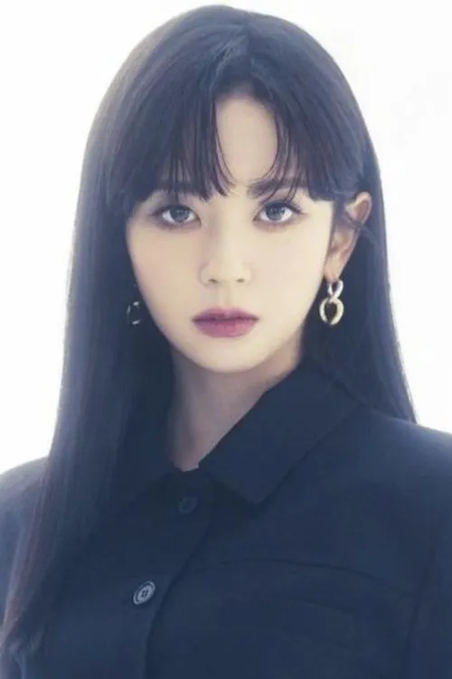 Sakamoto Mashiro en su biografía y filmografía