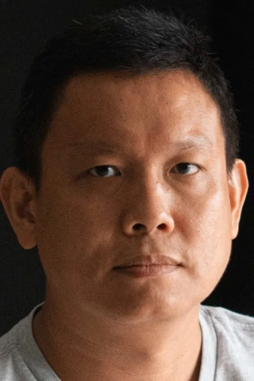 Jenjira Pongpas ha trabajado con Sakda Kaewbuadee en 4 ocasiones