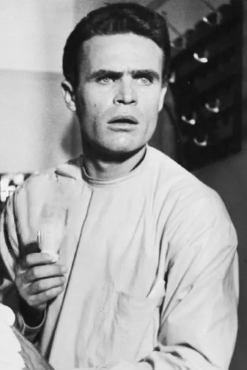 Sakis Tsolakakis interpretando a Babis Pantzaras