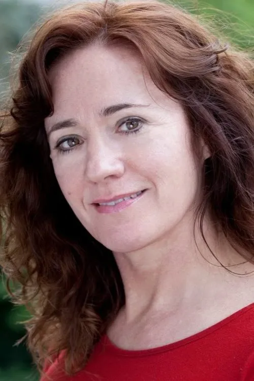 Pandora Clifford ha trabajado con Sally Blouet en 1 ocasiones