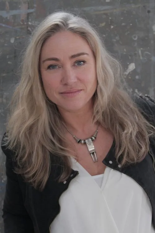 Sally Dominguez — personaje: Self - Presenter