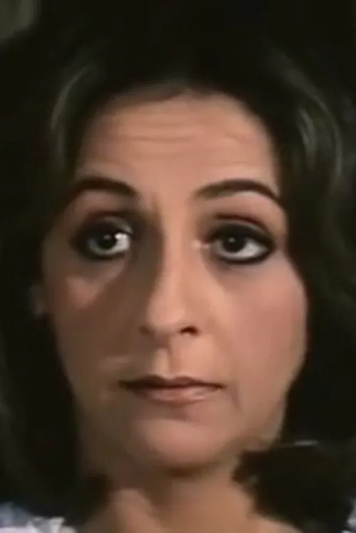 Sally Galal interpretando a 