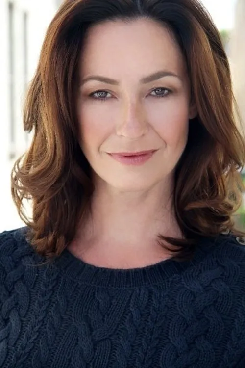 Sallyanne Ryan interpretando a Darlene