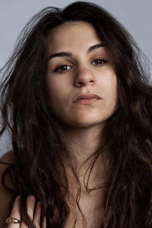 Salomé Da Souza interpretando a Electra