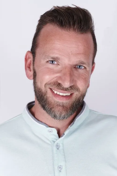 Silvia Sánchez ha trabajado con Salvador Monleón Boluda en 1 ocasiones