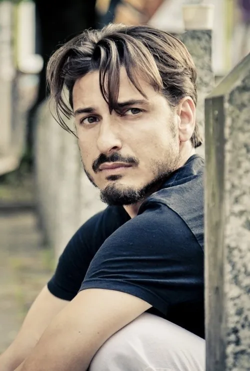 Glen Wilson ha trabajado con Salvatore Greco en 1 ocasiones