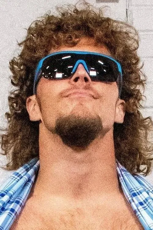 Sam Beale interpretando a Sam Beale