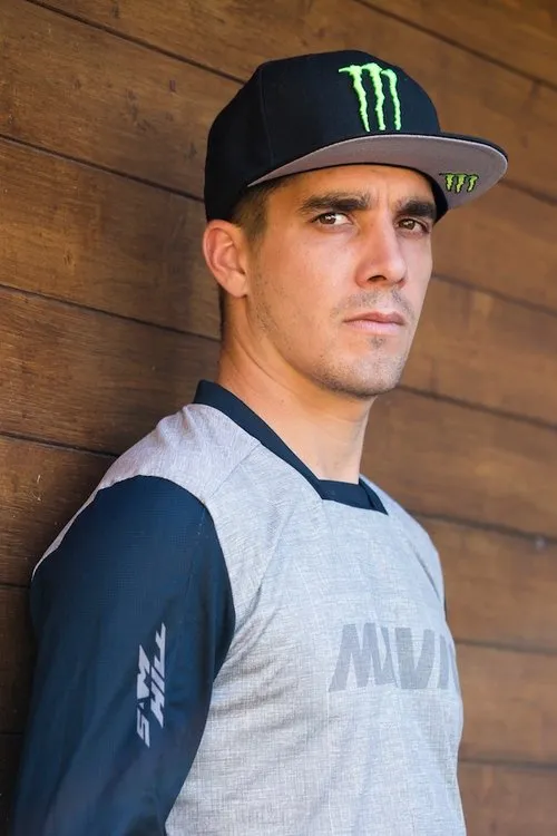 Thomas Vanderham ha trabajado con Sam Hill en 1 ocasiones