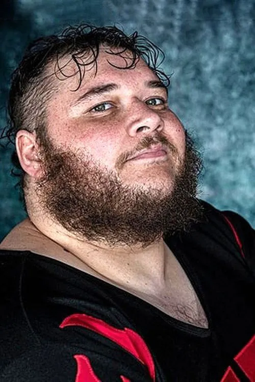 Sam Moore interpretando a 