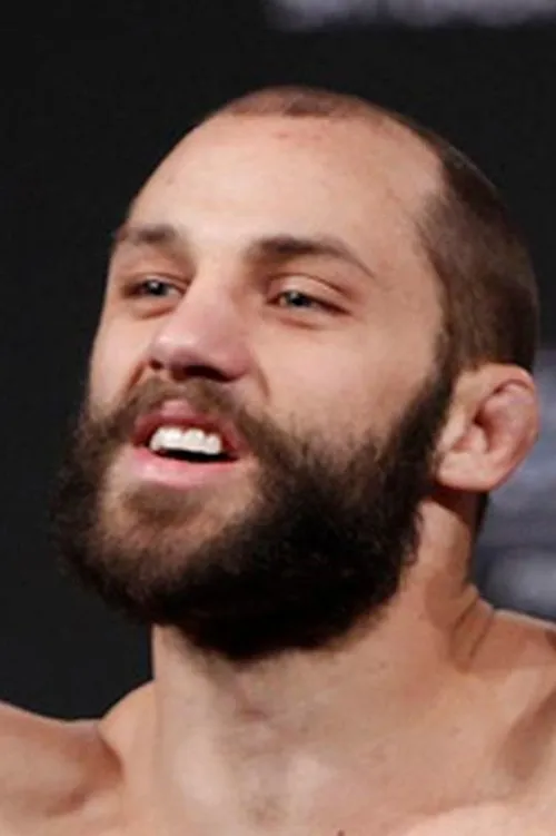 Kenny Robertson ha trabajado con Sam Sicilia en 2 ocasiones