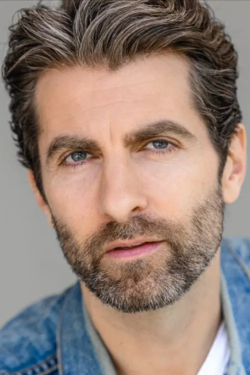 Sam Smith interpretando a Self