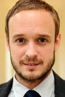 Amy Lawrence ha trabajado con Sam Wallace en 1 ocasiones