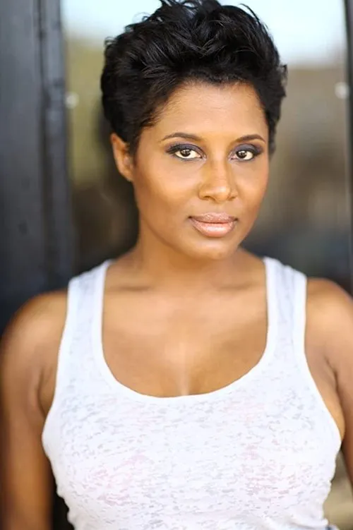 Sarah Hoffmeister ha trabajado con Samantha Beaulieu en 1 ocasiones