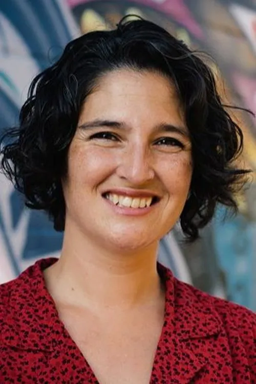 Samantha Ramirez Armbruster — personaje: Chola