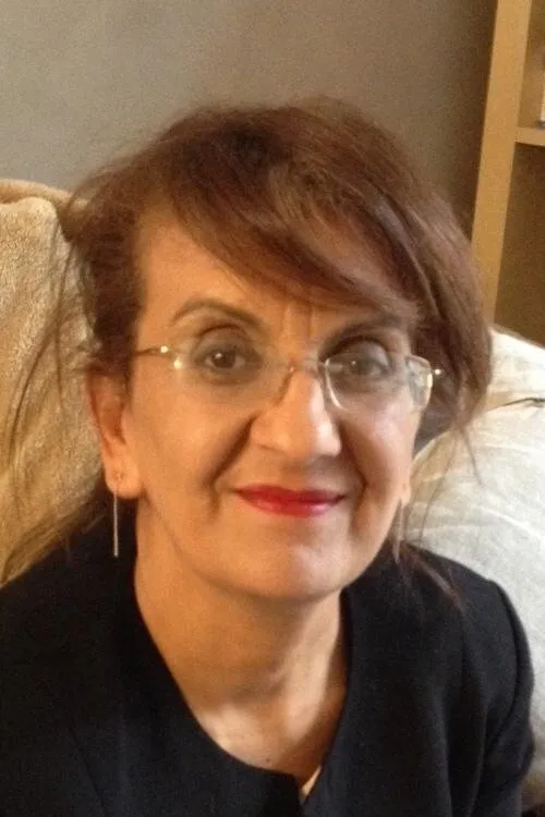 Adam Seddouki ha trabajado con Samia-Sabrine Bitta en 1 ocasiones