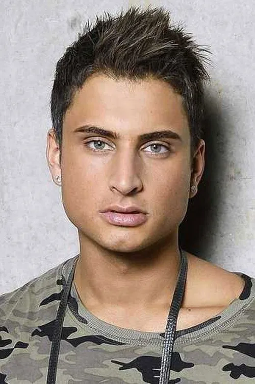 Samir Badran — personaje: Presenter