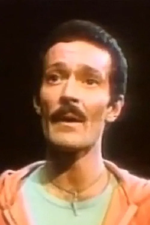 Sammy Williams interpretando a Harold Gorman