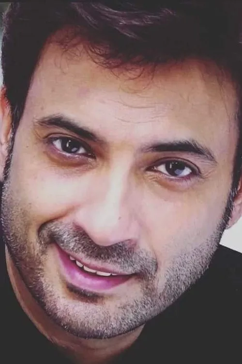 Samrat Mukherji — personaje: Samar Kumar