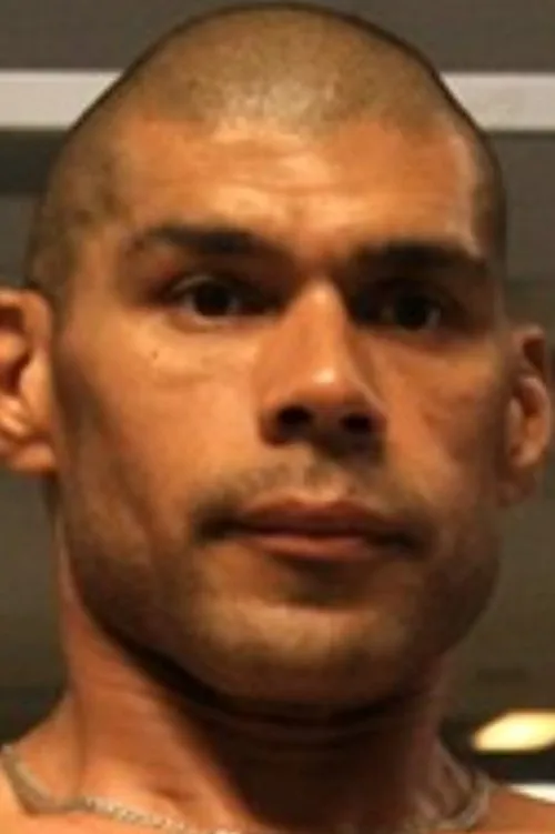 Samson Biceps interpretando a Staffan Stolle