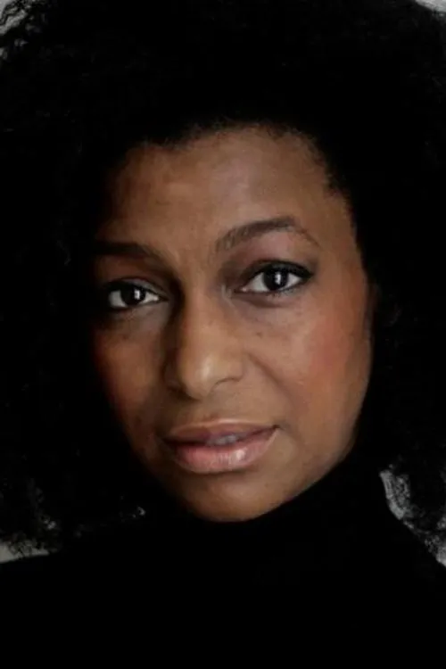 Tricia Thorns ha trabajado con Sandra James-Young en 1 ocasiones