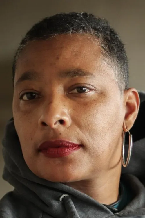 Fanny a.k.a. Thisiskiyemis ha trabajado con Sandra Sainte Rose Fanchine en 1 ocasiones