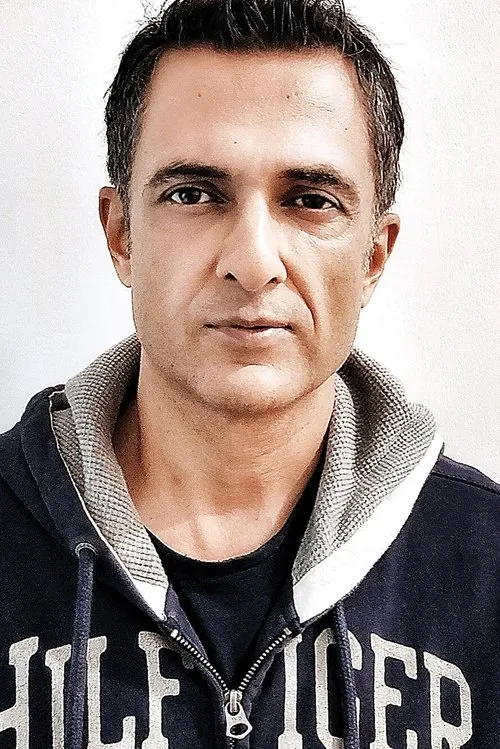 Sanjay Suri — personaje: Madhav