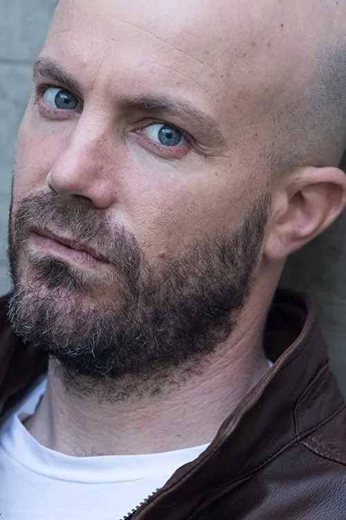 Quique Medina ha trabajado con Santi López en 1 ocasiones