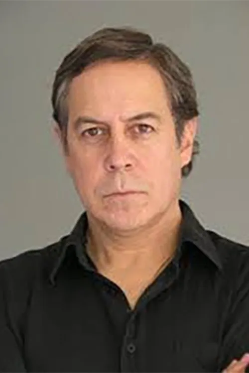 Santiago Bejarano en su biografía y filmografía