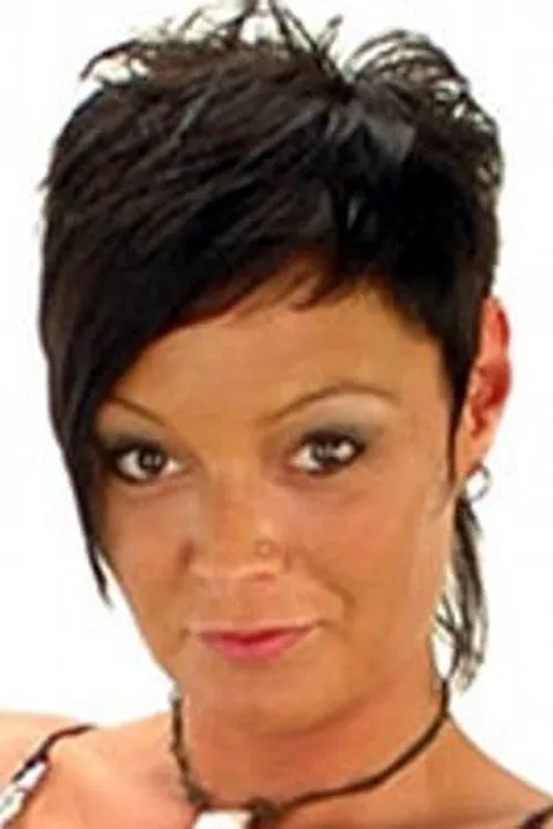 Sanya Pride interpretando a 