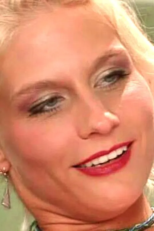 Maria G. Punkt ha trabajado con Saphira en 1 ocasiones