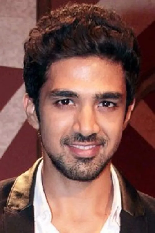 Saqib Saleem — personaje: Jaspal Singh
