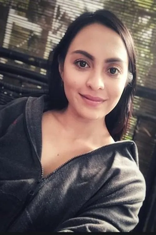 Sara Ali interpretando a 