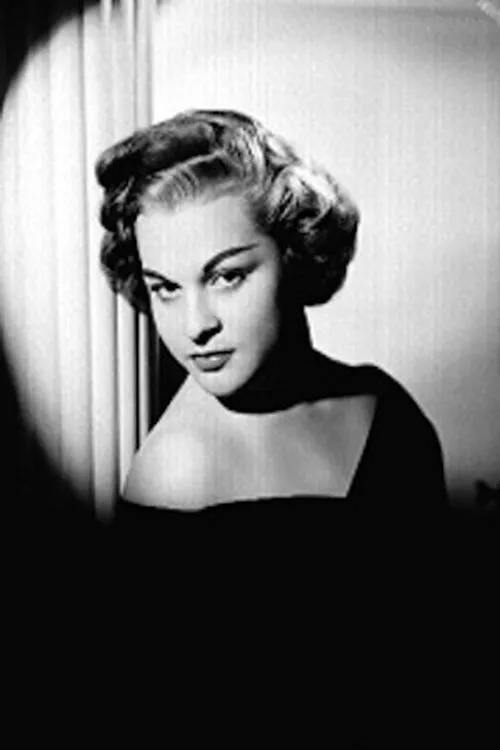 Sara Montes interpretando a Lucha