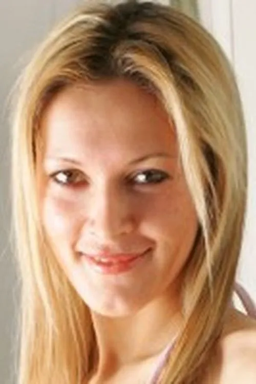 Sara Nice interpretando a 