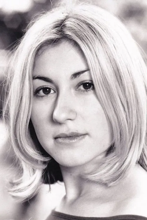 Sarah Churm — personaje: Sarah Braithwaite