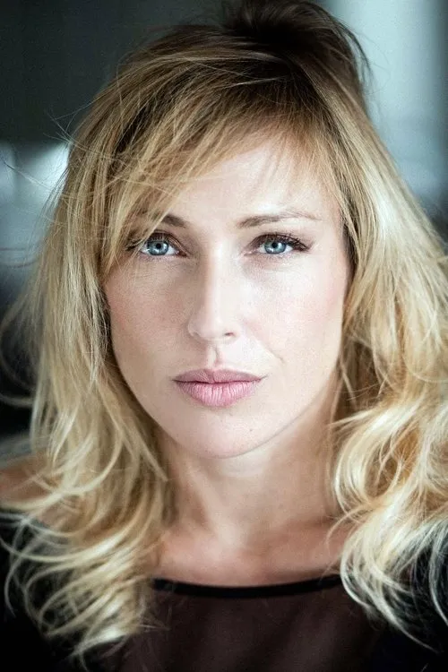 Yanis Marshall ha trabajado con Sarah Gelle en 1 ocasiones