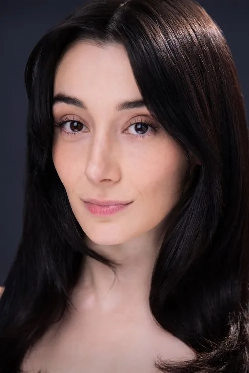 Sarah Herrman interpretando a Jenny