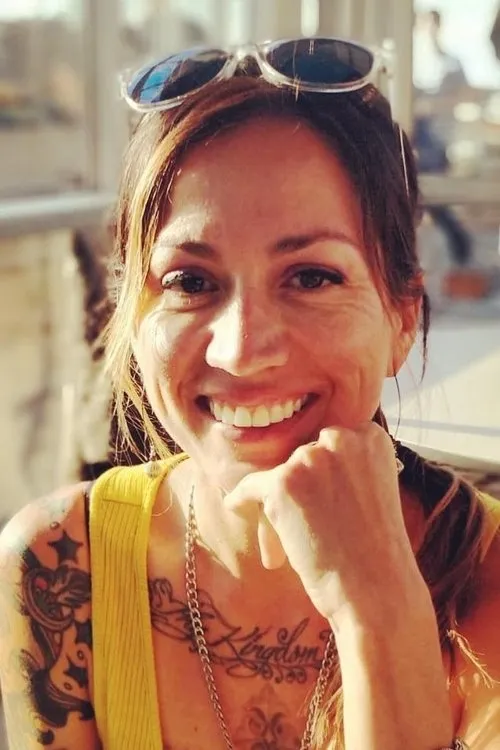 Foto de perfil del actor Sarah Luna en el reparto