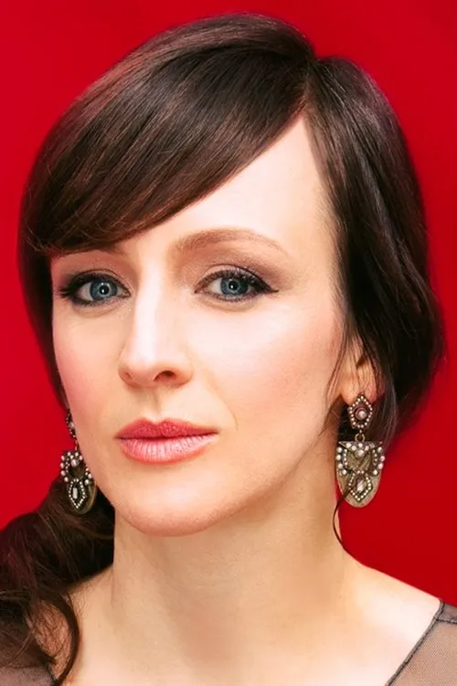 Sarah Slean interpretando a Eve Hardwick
