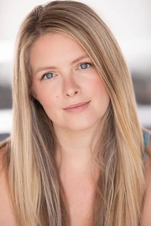 Sarah Smith interpretando a 