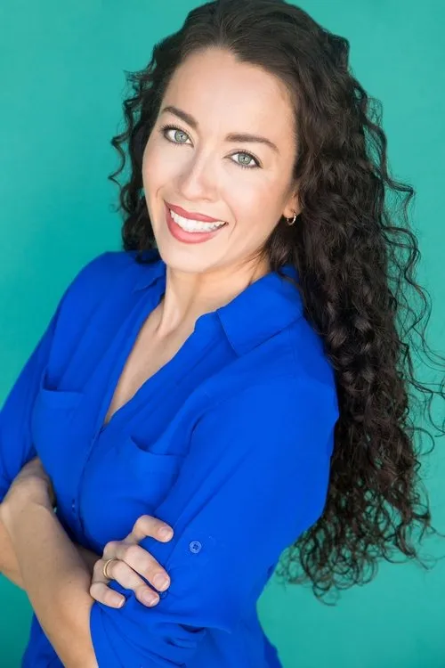 Sari Sanchez interpretando a Beth