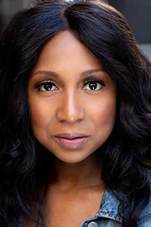 Sasha Monica interpretando a Christine