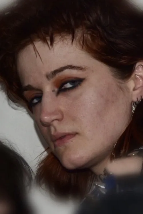 Sasha Rey interpretando a Bowie 