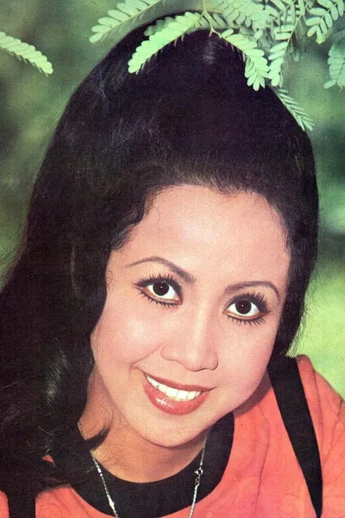 Sasithorn Phetrung interpretando a Pra-on