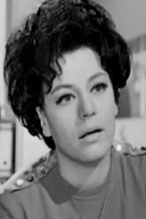 Sassa Kazeli interpretando a Sassa